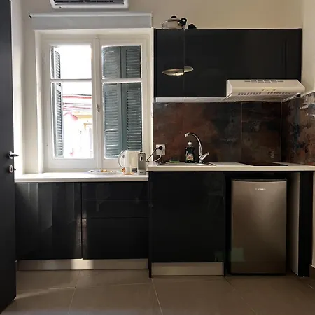 Summer Me - Corfu Downtown Apartment